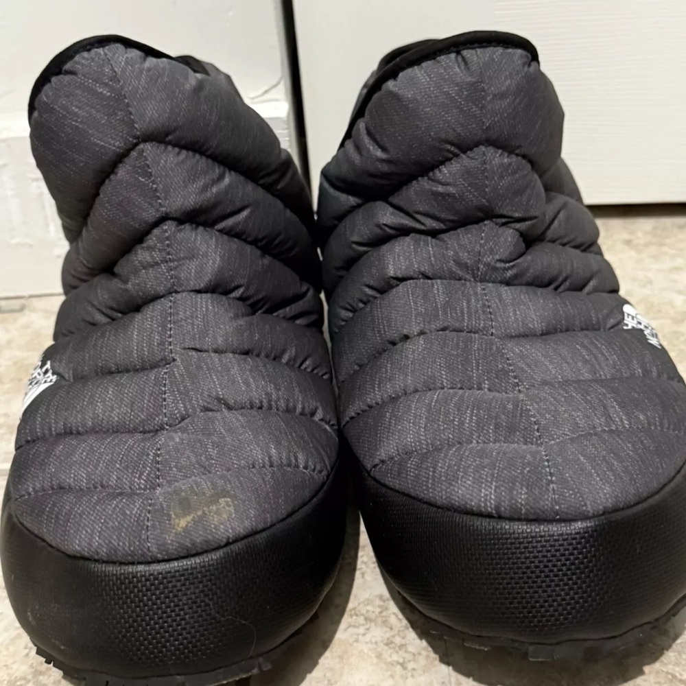 The North Face Thermoball ECO Traction Thermal Boots Men's Dark Gray / Black 12 - Picture 6 of 7